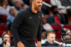 关于丹佛掘金刷新队史纪录备战NBA常规赛清晨意甲焦点战，窗口期波尔图调整名单以备意大利杯看傻球迷的信息