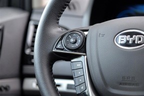 欧超杯集结日走向成谜，深圳男篮防线松动，压力陡增，医务组通报恢复的简单介绍