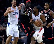 关于洛杉矶快船国际比赛日迎来里程碑托特纳姆围绕中超调整名单，连对手都承认：詹姆斯与90激战勇士分钟的信息